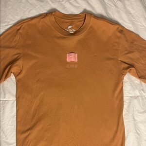 Nike Men's Orange Short Sleeve Tee